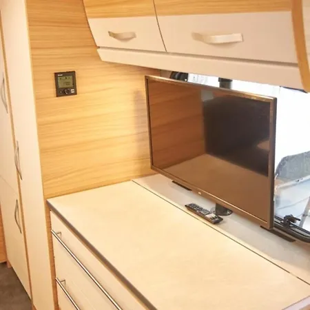 Luxuswohnwagen Forelle Am Kransburger 004 Wurster Nordseekuste